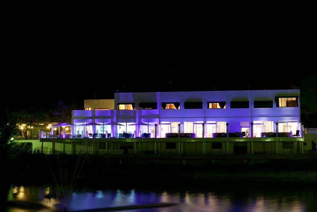 Hotel Villaggio La Pescaccia 2*