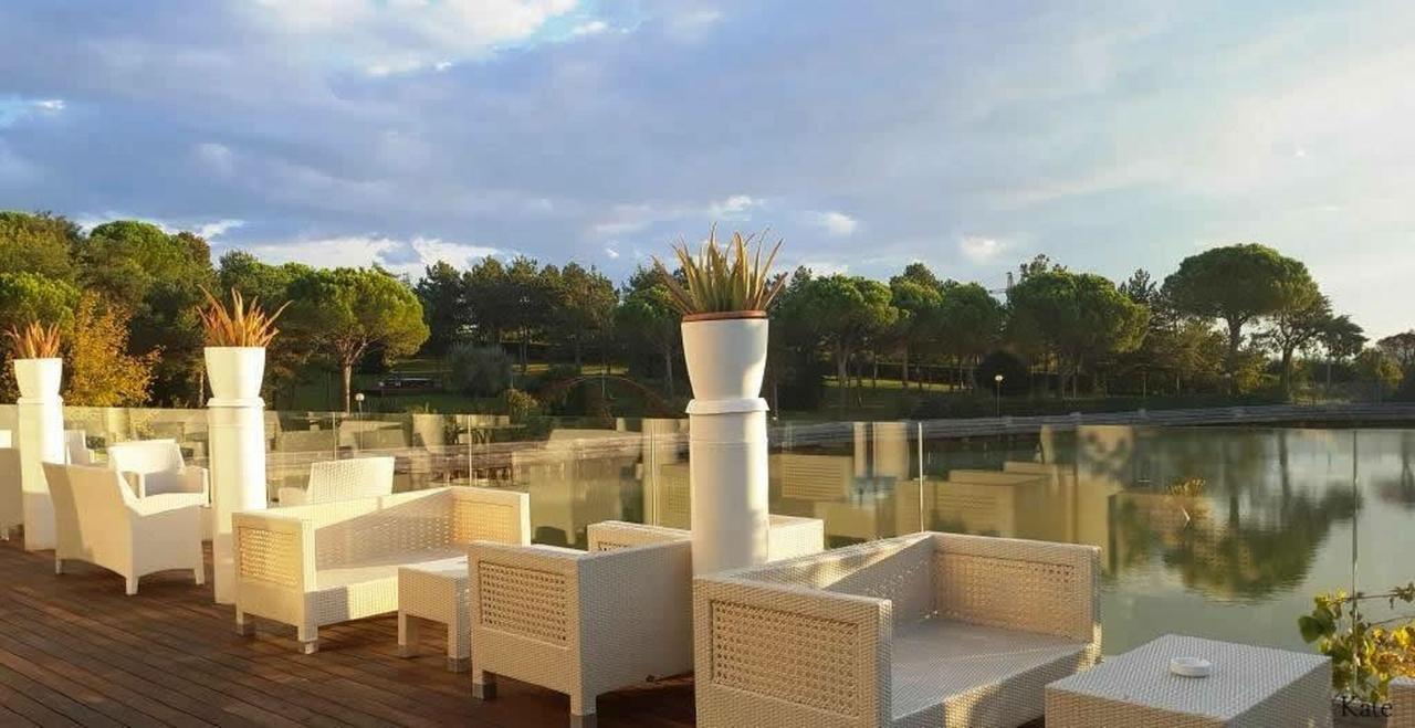 Hotel Villaggio La Pescaccia 2*