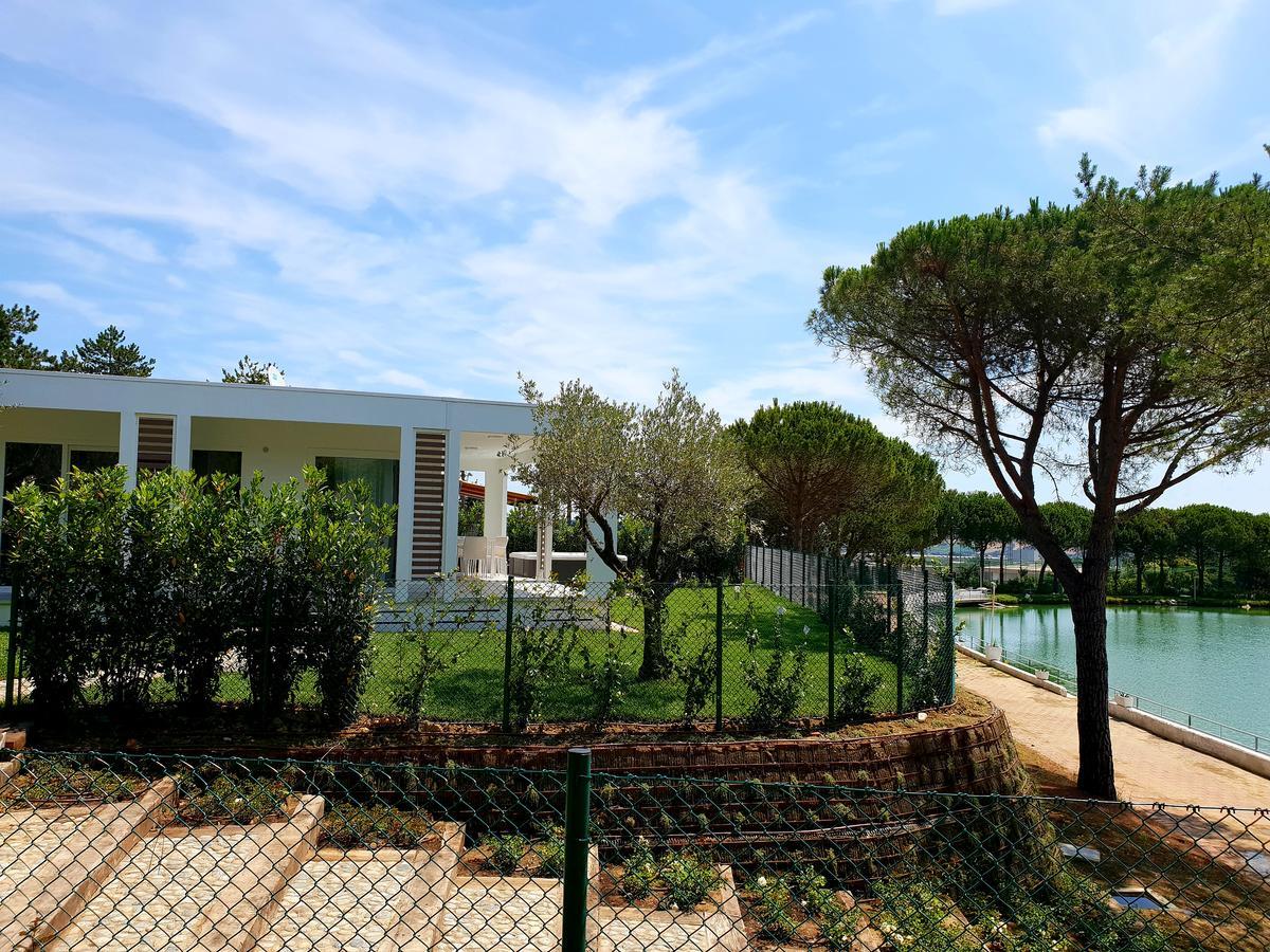 Hotel Villaggio La Pescaccia 2*